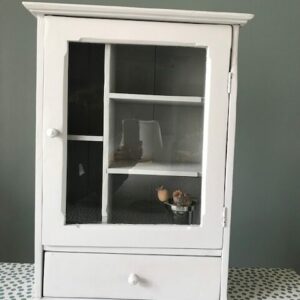 Photo d'âme chineuse Armoire a pharmacie